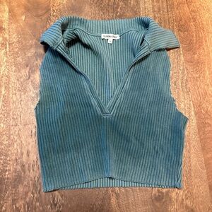 Cotton citizen collared cropped tank